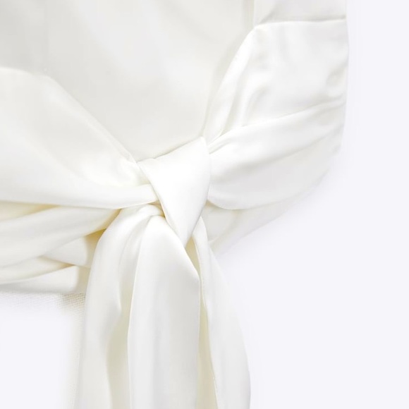 ZARA Open back Satin Effect shirt - Picture 5 of 5